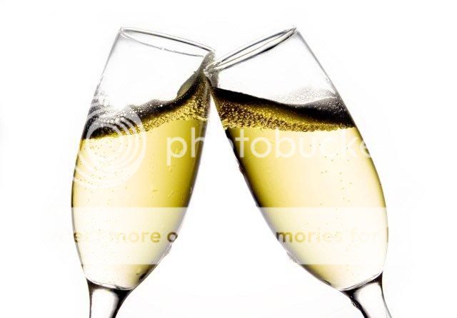 champagne photo: Champagne champagne-cheers1.jpg